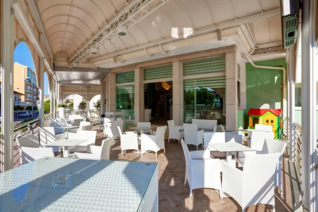 Hotel Montecarlo 3 Stelle Superior Caorle